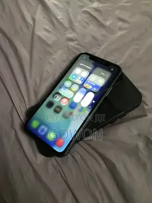 Apple iPhone 11 64 GB Black