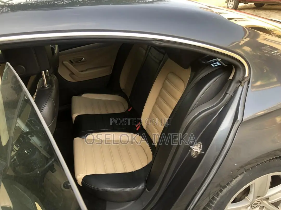 Volkswagen Passat 2014 Blue