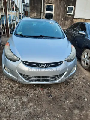 Hyundai Elantra 2012 Silver