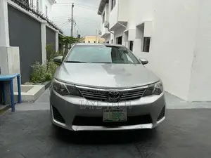 Toyota Camry 2012 Silver