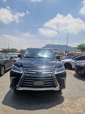 Lexus LX 2017 Black