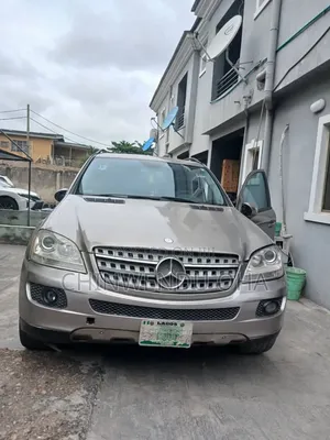 Mercedes-Benz M Class 2010 Gold
