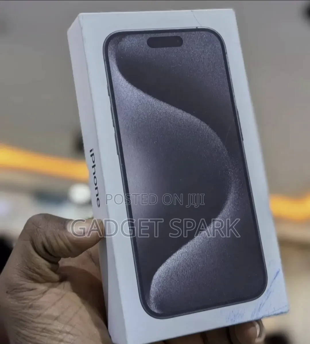 New Apple iPhone 15 Pro Max 256 GB Black