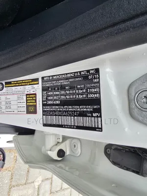 Mercedes-Benz GLE-Class 2016 White