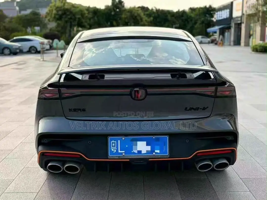 Changan UNI-V 2025