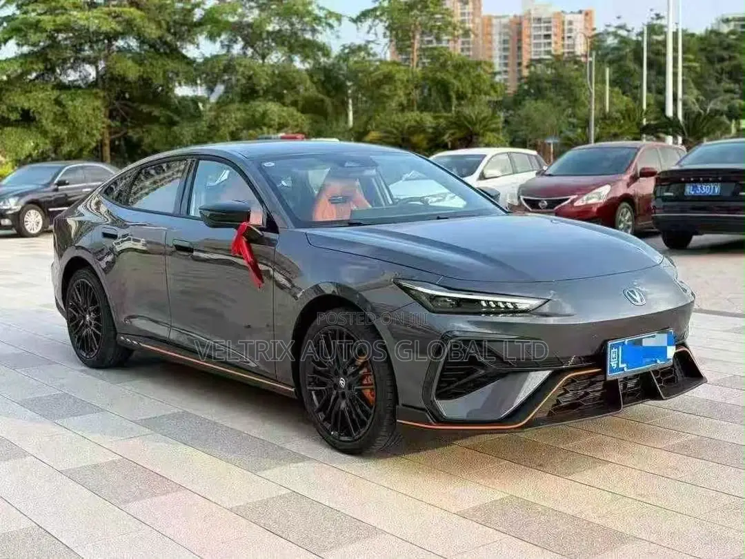 Changan UNI-V 2025