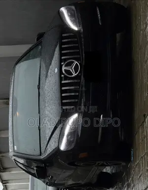 Mercedes-Benz C300 Luxury 4Matic Sedan AWD (3.0L 6cyl 7A) 2010 Black
