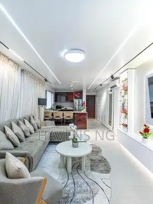 Luxury 1-Bedroom Waterfront Apartment