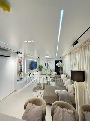 Luxury 1-Bedroom Waterfront Apartment