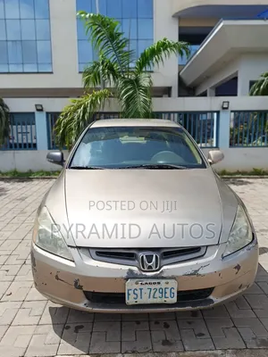 Honda Accord 2005 Beige