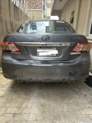 Toyota Corolla LE 4dr Sedan (1.8L 4cyl 4A) 2010 Gray