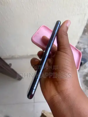 Apple iPhone X 64 GB Black