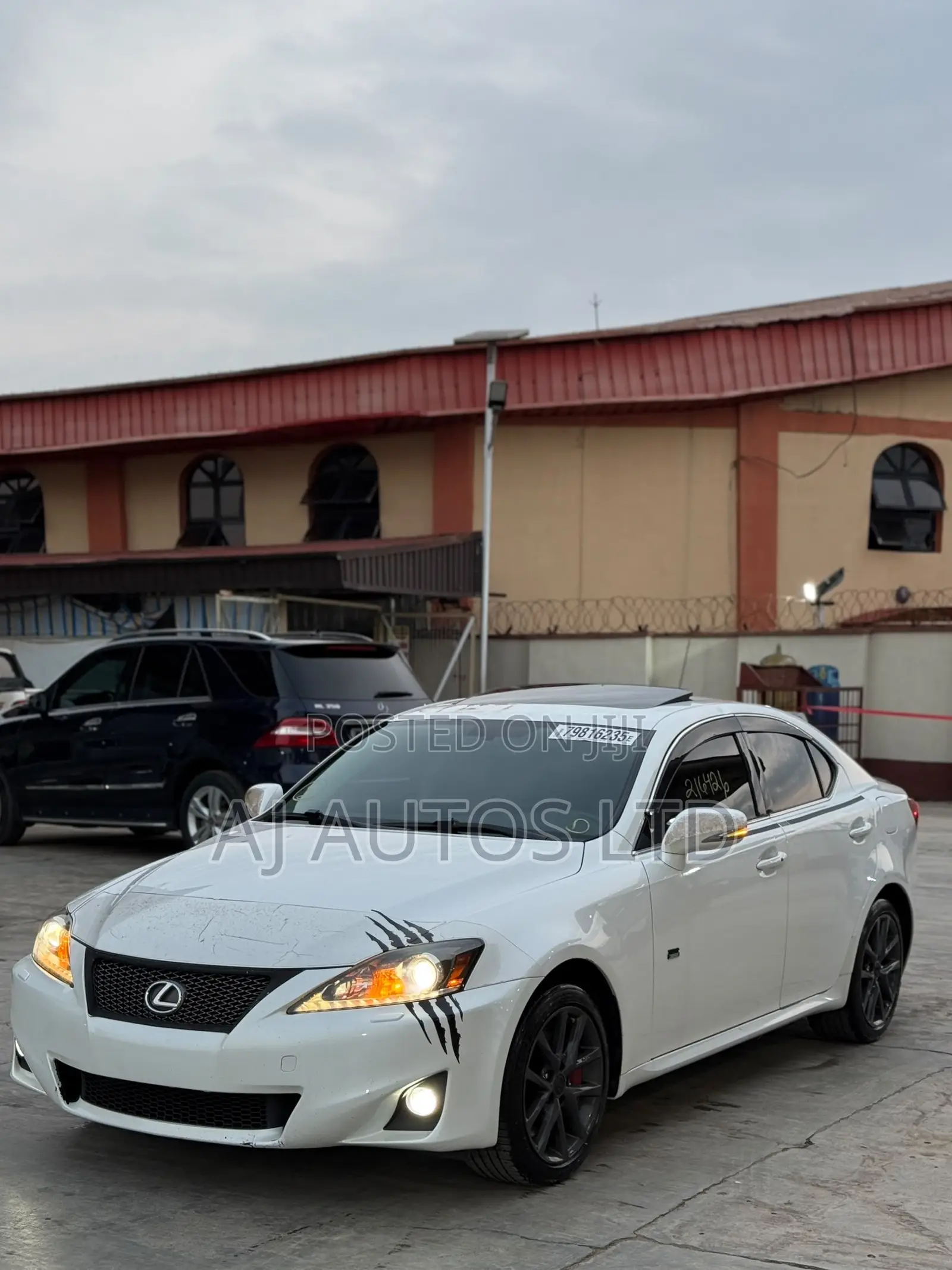 Lexus IS 350 2011 White