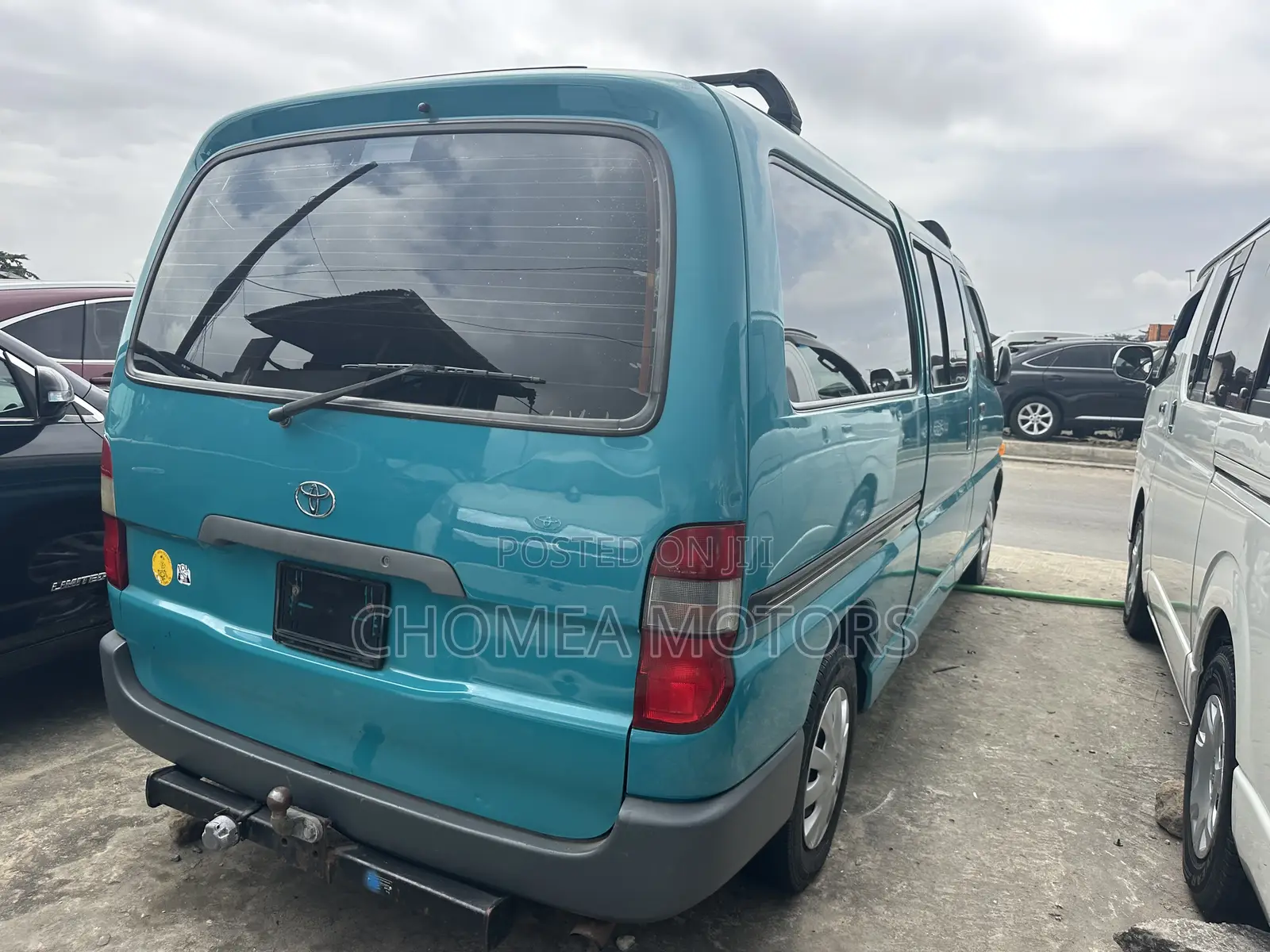 Toyota HiAce 2008 Blue