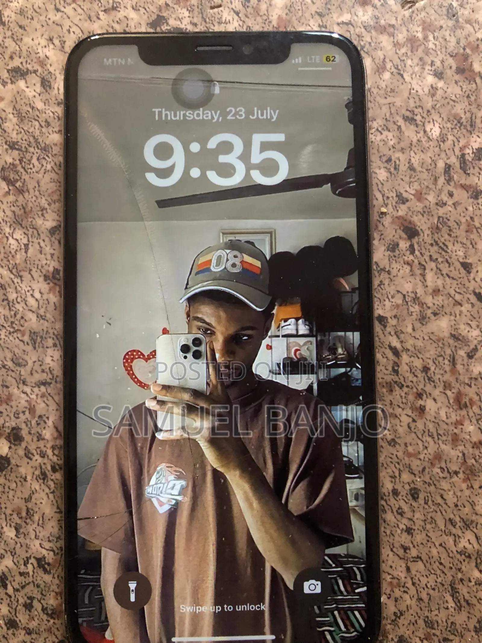 Apple iPhone X 64 GB White