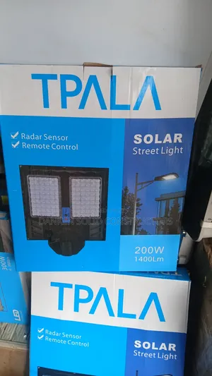 200 Watts Solar Streetlights Tpala
