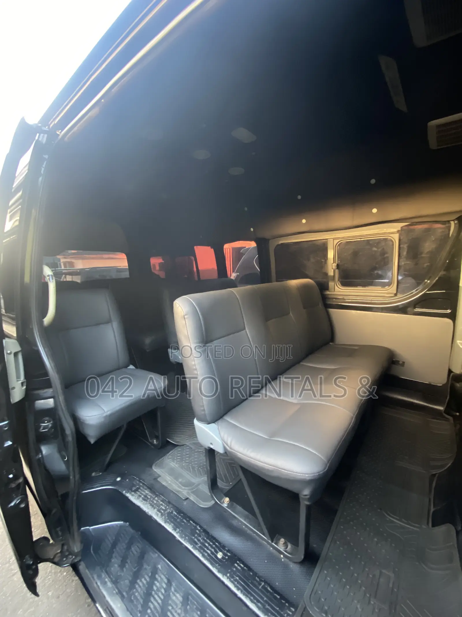 Toyota HiAce 2017 Black