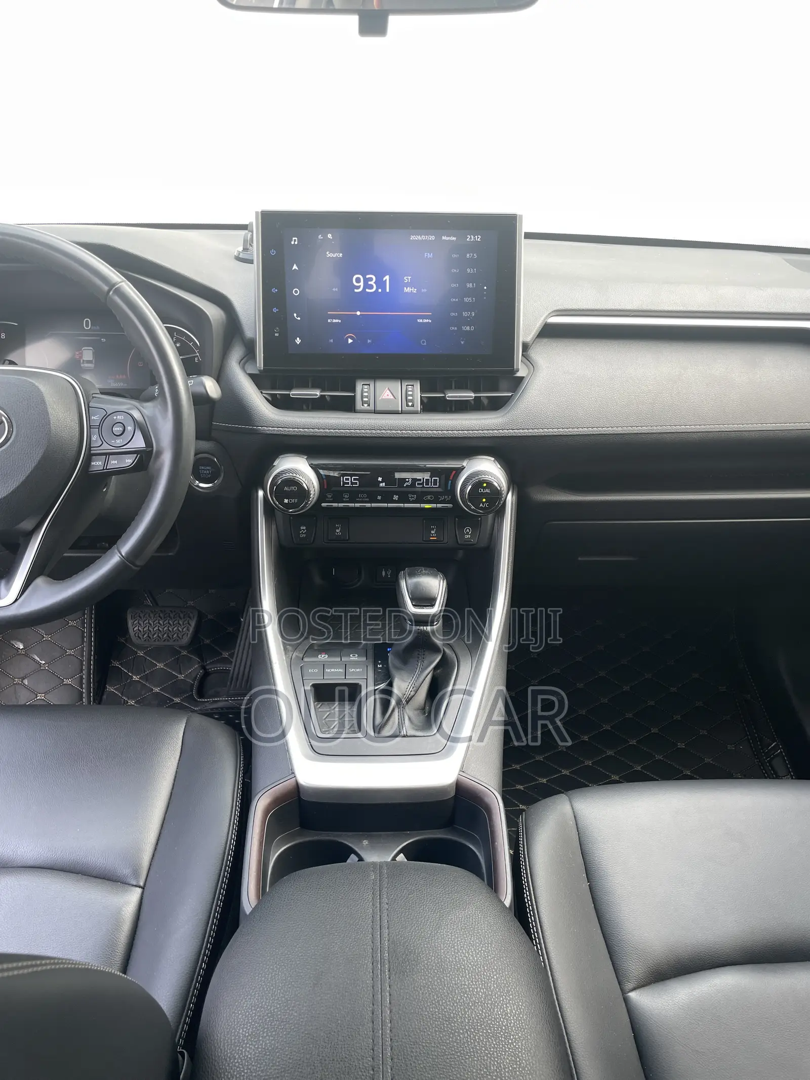 Toyota RAV4 2023 White