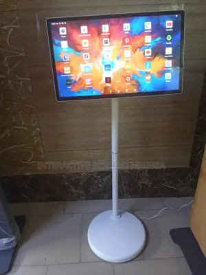 24 Inches Rotating Interactive Screen