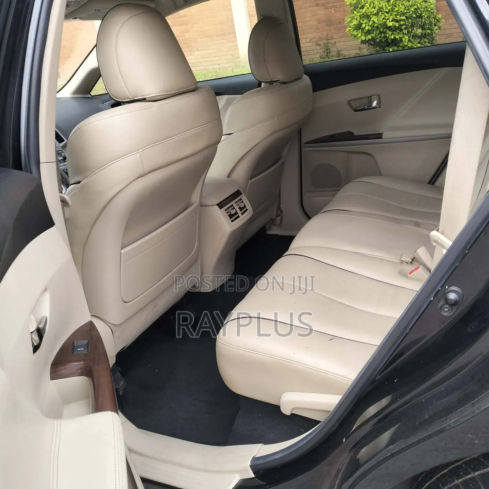 Toyota Venza 2011 Black