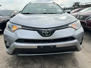 Toyota RAV4 2016 Silver