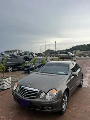 Mercedes-Benz E200 2003 Brown