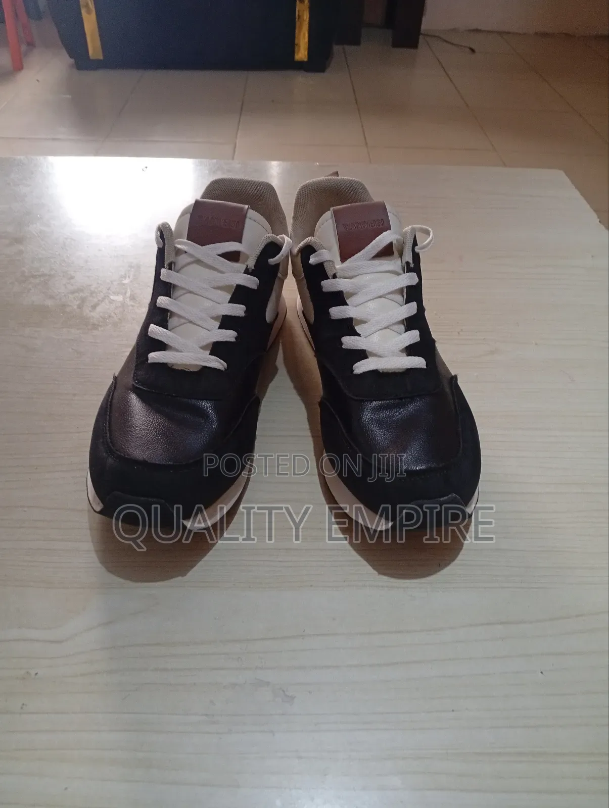 Neatly Used Casual Trainers