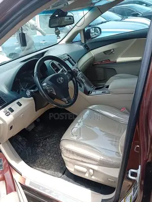 Toyota Venza 2010 Brown
