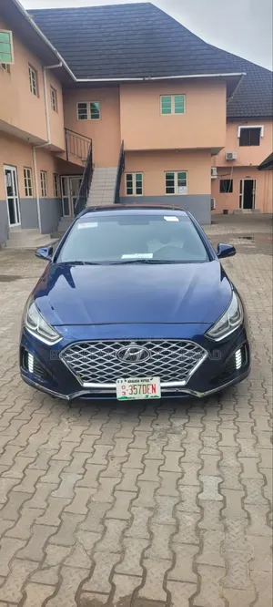 Hyundai Sonata 2018 Blue