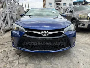 Toyota Camry SE 4dr Sedan (2.5L 4cyl 6A) 2015 Blue