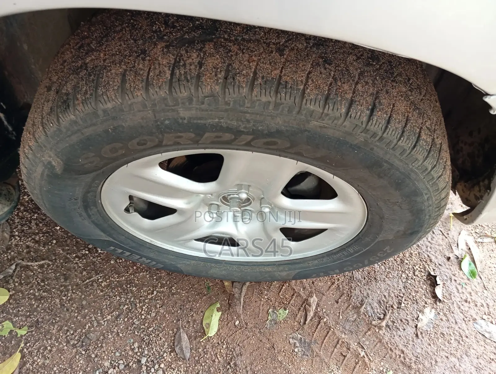 Toyota RAV4 2011 Silver