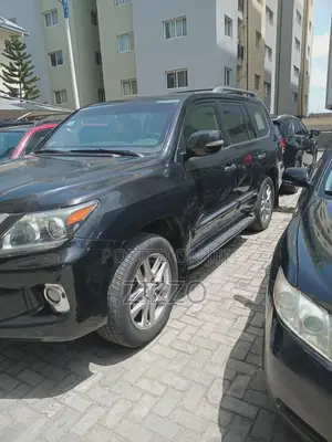 Lexus LX 570 2012 Black