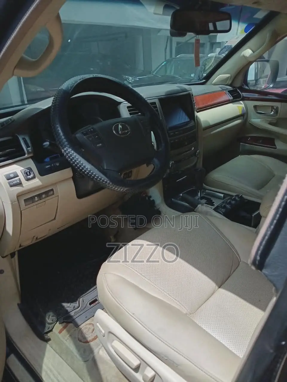Lexus LX 570 2012 Black