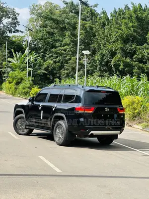 New Toyota Land Cruiser 2026 Black