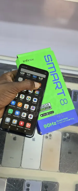 Infinix Smart 8 128 GB Black