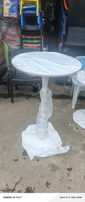 Bar Table for Home and Office