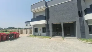 3bdrm Townhouse / Terrace in Greenbay Estate, Ilaje for rent