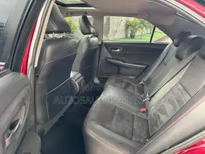 Toyota Camry XSE 4dr Sedan (3.5L 6cyl 6A) 2017 Red