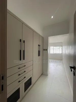 3bdrm Apartment in Off Bourdilon, Bourdillon for rent