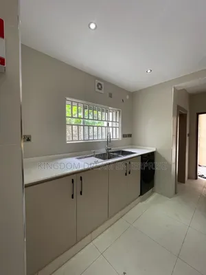 3bdrm Apartment in Off Bourdilon, Bourdillon for rent