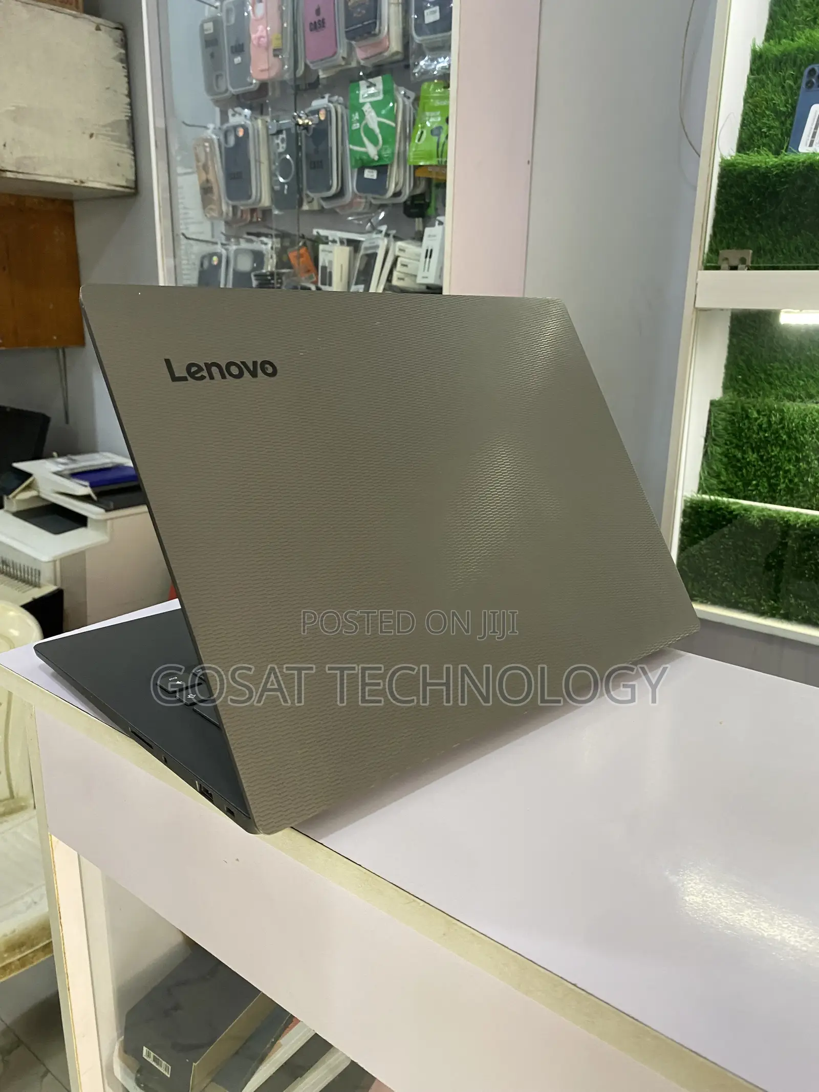 Laptop Lenovo V130 8GB Intel Core i5 SSD 256GB