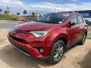 Toyota RAV4 2016 Red