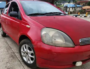 Toyota Yaris 2005 Burgundy