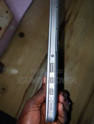 Laptop Apple MacBook Pro 2015 8GB Intel Core i5 HDD+SSD 256GB