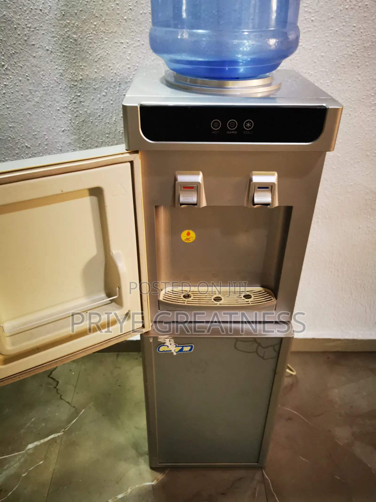 Water Dispenser