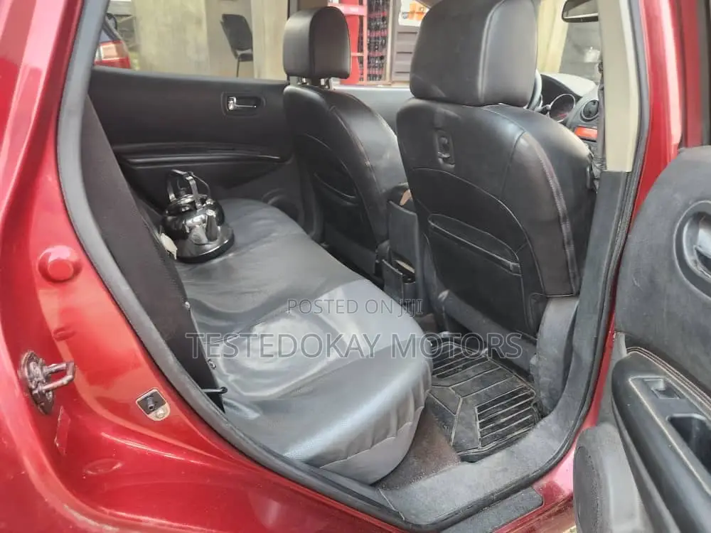 Nissan Rogue 2008 Red