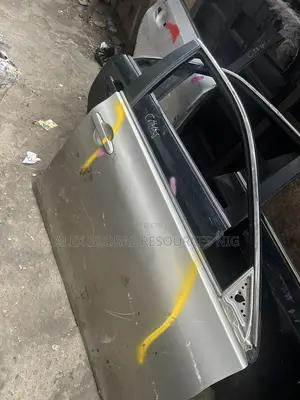 Front Right Door Camry 2015