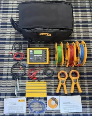 Fluke 1625-2 GEO Earth Ground Tester Kit