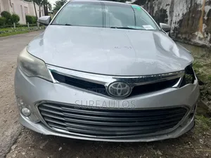 Toyota Avalon 2013 Ivory