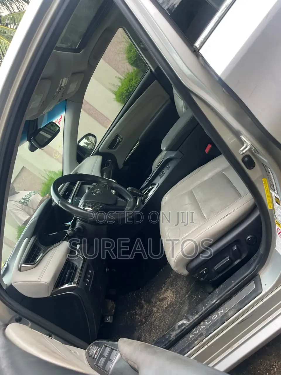 Toyota Avalon 2013 Ivory